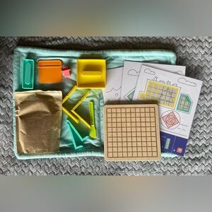 Lovevery Wooden Block & Pattern Builder Set